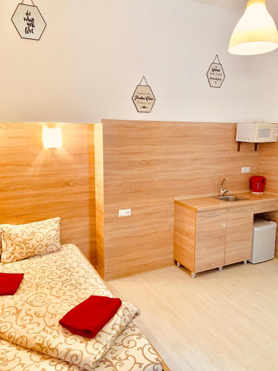 Mini Smart Apartments In The Central Part Of Lviv Extérieur photo